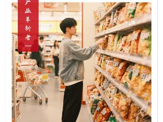 两个85后霸总组CP，一年干出555亿