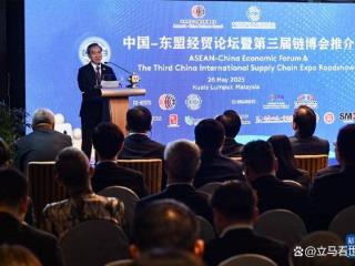 东盟的共同决定，让小马科斯很是忐忑，提出和中国好好谈一场