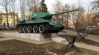T-34坦克：所谓二战，就是84000辆T-34坦克拯救世界的故事