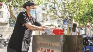 高温下，沪上社区食堂这样守护“一餐饭”