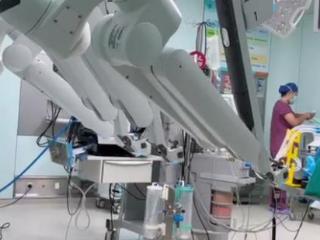 滨医附院甲状腺外科迎来第100例！手术机器人有何厉害之处？