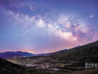 为啥流星雨有不同颜色