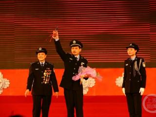 “全国特级优秀人民警察”江涌：扎根社区41年 温暖街坊邻居的心