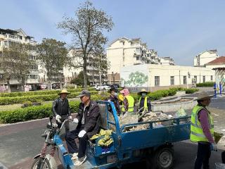 亭南社区：环境卫生齐整治，“洁”尽全力展新颜