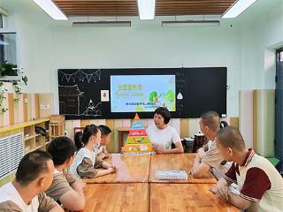 石家庄市新华区培智学校开展“中国学生营养日”宣传教育活动