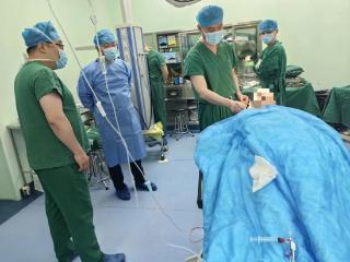 手术纪实|济南市五院联手北京宣武医院开展脑起搏器植入手术