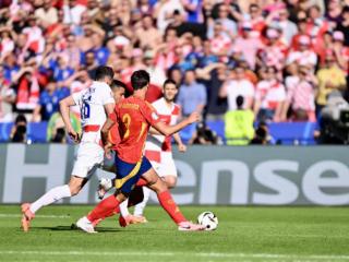 重庆体彩·欧洲杯战报 | 16岁亚马尔两刷欧洲杯纪录 西班牙3:0胜克罗地亚