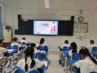 济南高新区鸡山小学开展英语主题月活动