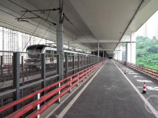 轨道列车与汽车同层 “赛跑”！朝天门长江大桥下层道路正式开放