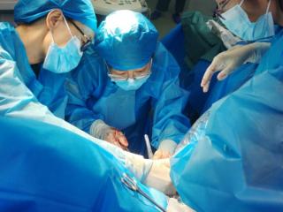 济南嘉乐生殖医院成功实施经阴道宫颈环扎术，守护母婴安全