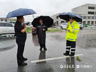 龙卷风突袭！东明警方奋力抢险救援400余名警力战斗在受灾现场