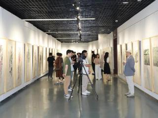 “造境于心——水墨三人展”在山东新闻美术馆开幕