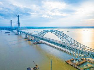 常泰长江大桥迎来建设新节点