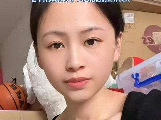 广东：女子离婚带俩儿子，父亲建议给前夫一个，女子：我不嫁人了