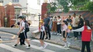 守护校园净土 共筑安全开学路——装备部社区开启“护学模式”