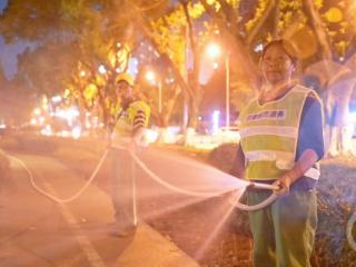 重庆九龙坡区：多措并举抗旱保苗 为绿植洒下“及时雨”