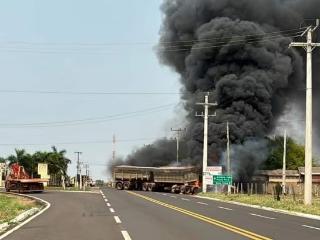 巴西一地发生两车相撞后爆炸事故 致3人死亡