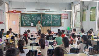 薛城区临城实验小学：开学第一天 朝气满校园