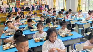 直击开学就餐现场！新学期，不一样的美味