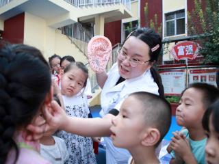 河北沧州：校园里的“中医药文化大会”