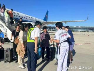 “175机位，请做好救援准备！”旅客突发不适青岛机场紧急救援