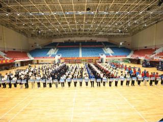 宁夏银川市首届民营企业运动会开幕