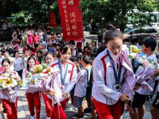 “家乡人民的支持是最大的底气” 5名四川达州奥运健儿载誉归来