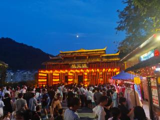 重庆酉阳县：人气旺，活力足，酉阳旅游市场中秋特色玩法受青睐