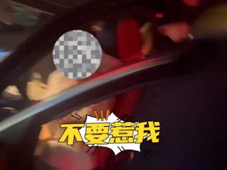 女子载儿女醉驾被查大喊不要惹我：吊销驾照5年不得重考