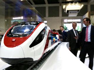 中车长客氢能源市域列车、市域C型列车亮相2024德国柏林国际轨道交通技术展览会