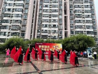 “喜迎国庆，盛世中华”——双和园社区开展迎国庆志愿服务广场活动