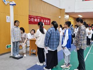 关爱学生健康，体检护航成长｜漕湖人民医院开展秋季中小学生健康体检工作