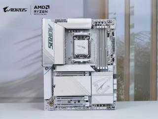 首款真正全白主板！技嘉X870E AORUS PRO ICE电竞冰雕首发评测：性能超上代旗舰