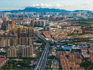 全力推进重点市政项目建设，青岛城发献礼新中国75周年华诞