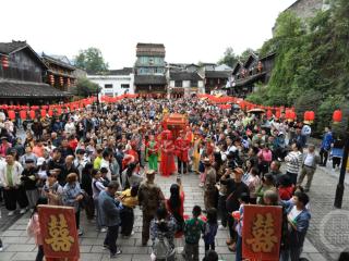 重庆秀山：实景演艺引客游边城