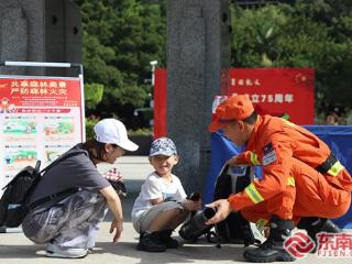 龙岩：防火宣传国庆假期不打烊 让防火观念深入人心