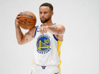 NBA一夜｜库里获评最佳领袖 比尔逆天言论 富保罗谈布朗尼