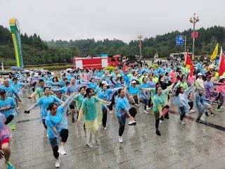 资阳安岳：“安柠石光 岳动未来”健康跑赛事活动举办