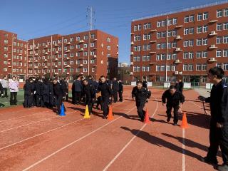 聊城市东昌府交警大队开展综合体能练兵考核