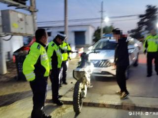 飙车“炸街”，严管重罚！阳谷交警通报两起案例