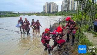 强降雨来袭，三亚消防全力营救、疏散群众517人