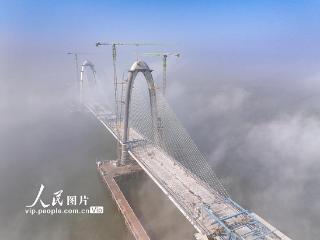 湖南长沙：兴联路大通道建设正酣