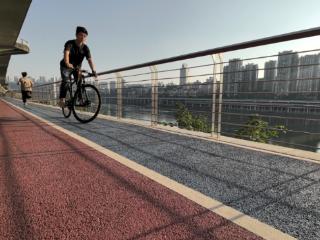 运动正当时！江北这个桥下空间让你户外运动无惧风雨