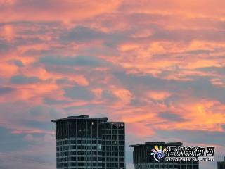 太梦幻！台风过后，福州的晚霞刷屏了！