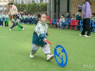 传承荆楚文化 玉龙幼儿园秋季运动会趣味横生