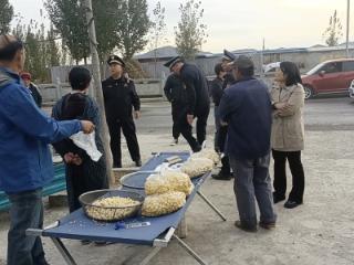 济南市莱芜区苗山镇：城管尽职保障 学生平安放学