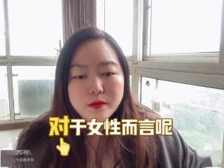 真正见过时间的女人，身上这6个字很明显