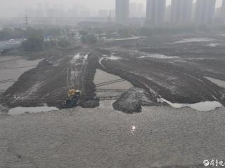 记者实地探访聊城徒骇河清淤工程，城区段预计春节前后完成