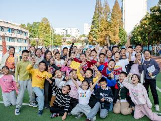 赛场逐梦 新城小学师生共绘青春画卷