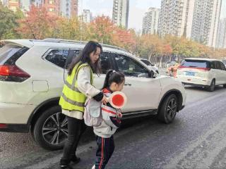 临沂交警打造“警校家”升级版 护航学生安全出行